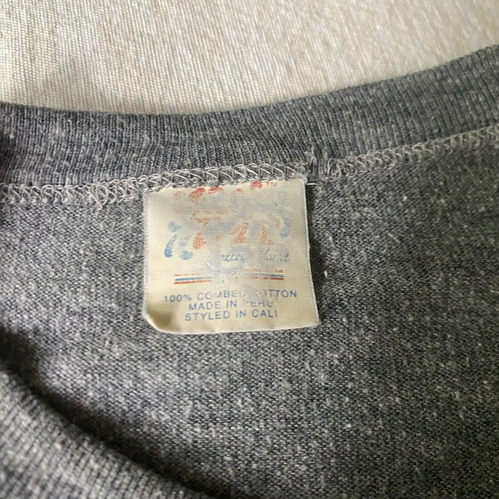 Georgetown Hoyas Gray T-Shirt - Picture 2 of 3